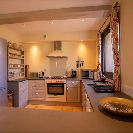 7-bedroom Tarn With * Damiatte