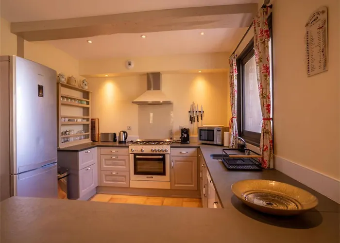 7-bedroom Tarn With * Damiatte