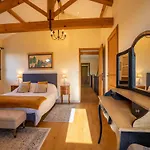 7-bedroom Tarn With *