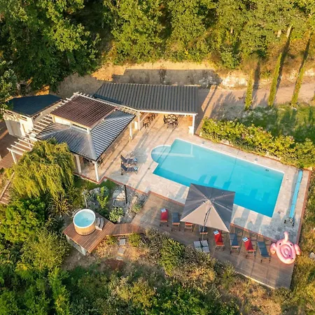 7-bedroom Tarn With
