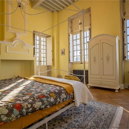 Semesterbostad 7-bedroom Tarn With Damiatte