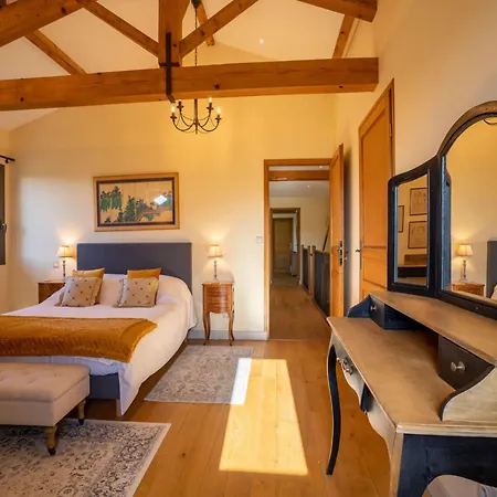 7-bedroom Tarn With *