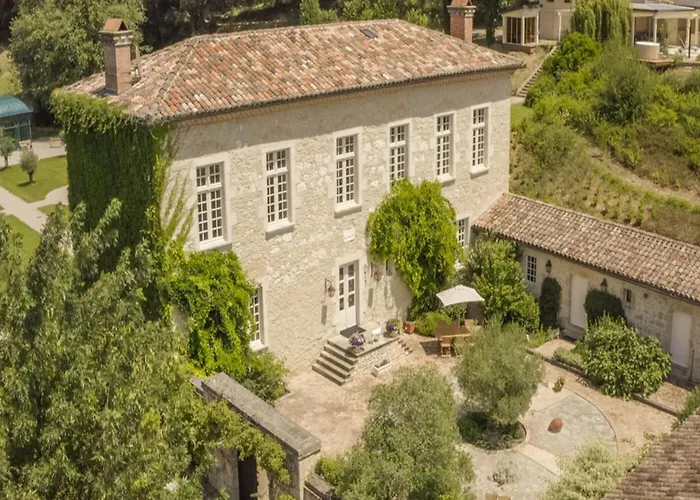 7-bedroom Tarn With *