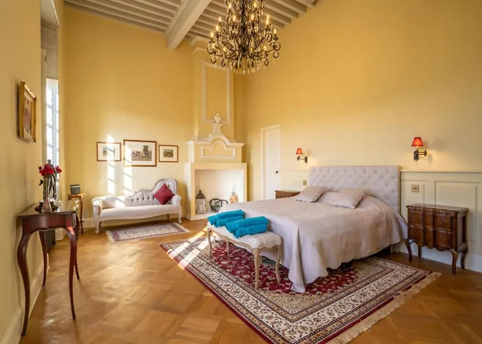 7-bedroom Tarn With Prázdninový dům